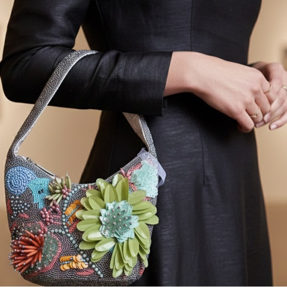 NWT Viral Handcrafted in India Beaded Floral Bag Multicolor small